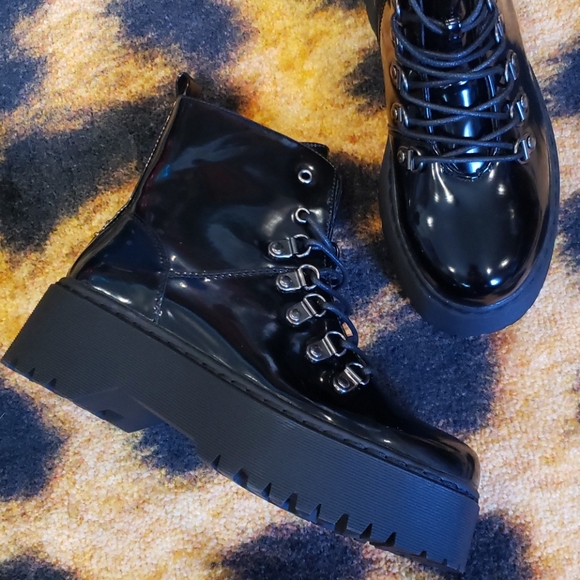 Shoes - Chucky Boots